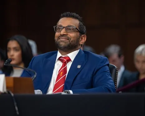 Top US Lawman Sports Liverpool Tie at Congressional Hearing