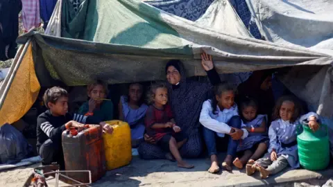 Devastating Crisis in the Gaza Strip as Military Forces Continue Operations