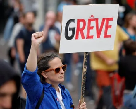 France Preparing for Major Protest Day Amid Deepening Political Crisis
